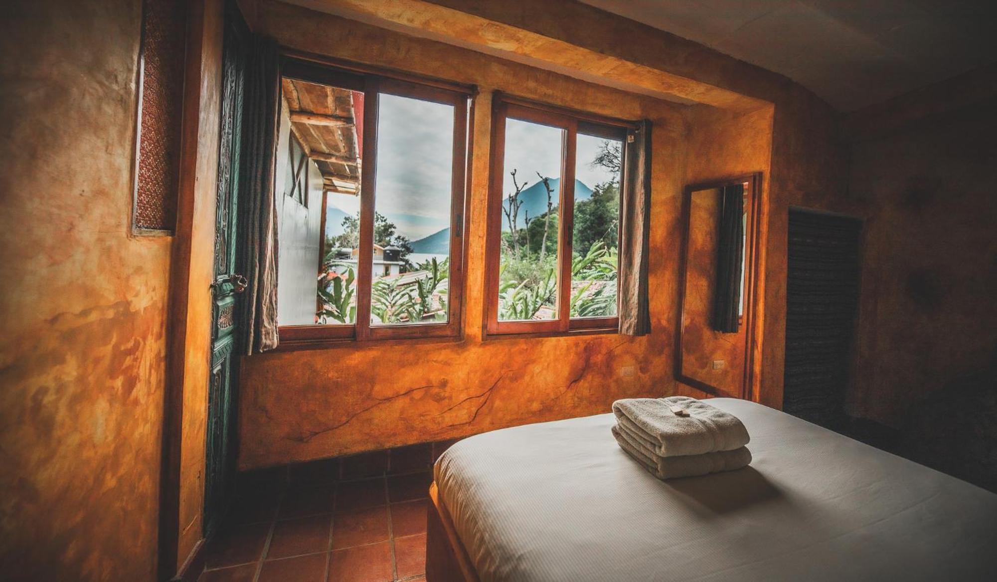 Отель Lush Atitlan Сан-Маркос-ла-Лагуна Экстерьер фото